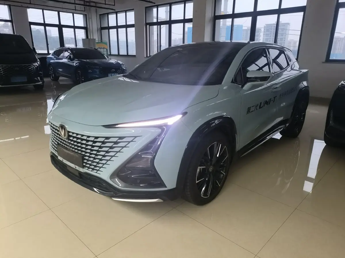2023 ChangAn UNI-T 1.5T 188HP L4 7DCT
