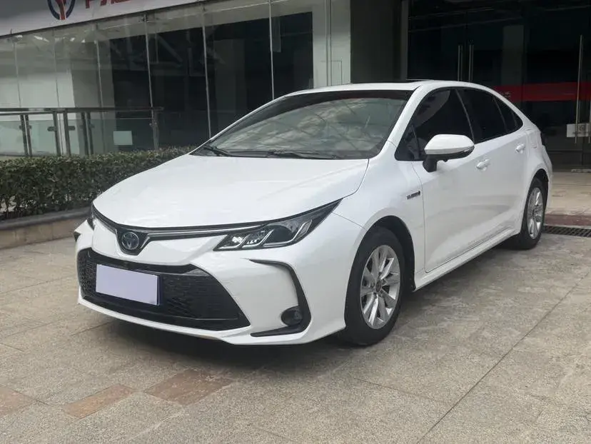 2023 Toyota Corolla 1.8L 98HP L4 E-CVT Hybrid