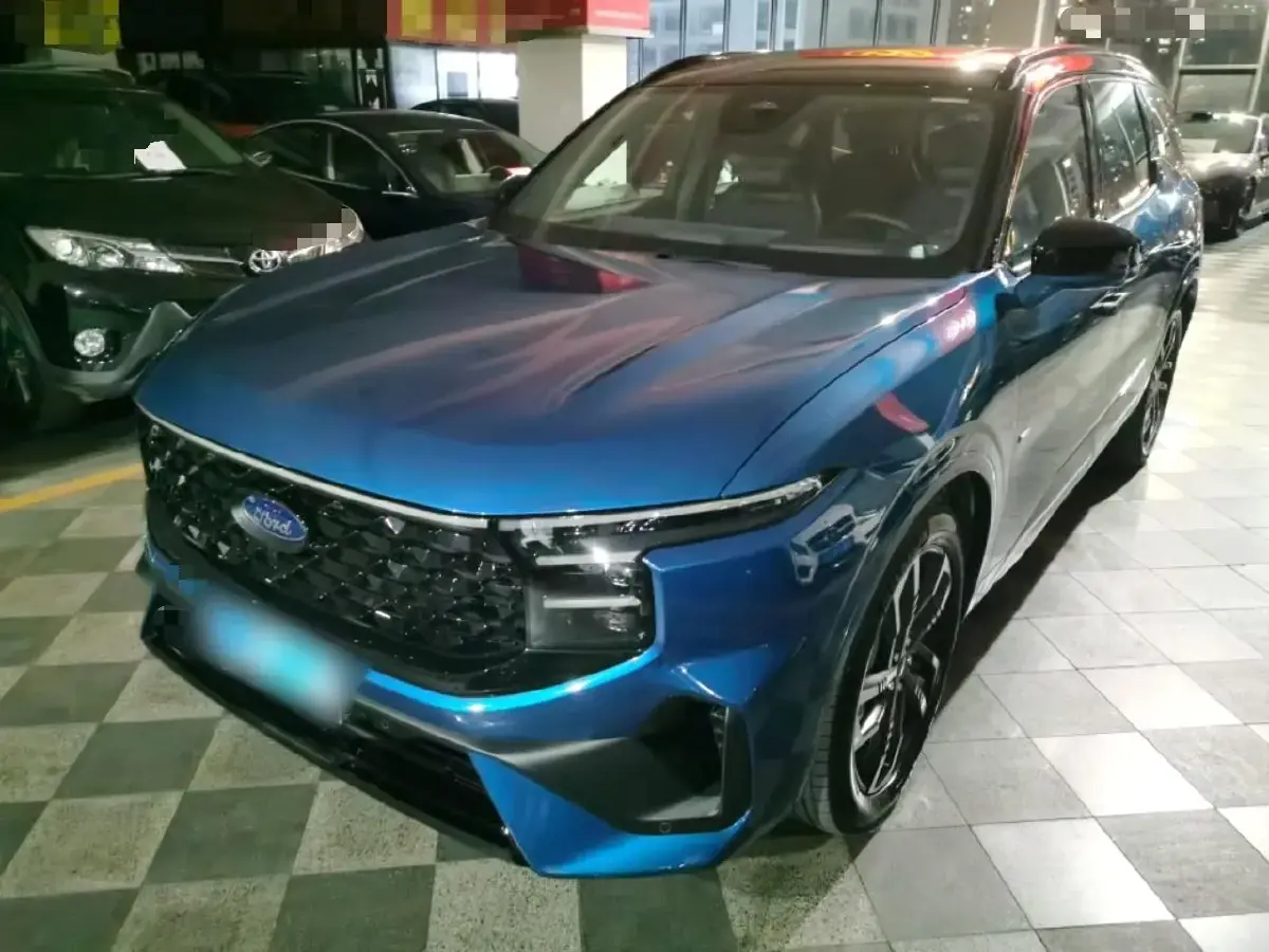 2023 Ford Edge 2.0T 275HP L4 E-CVT Hybrid