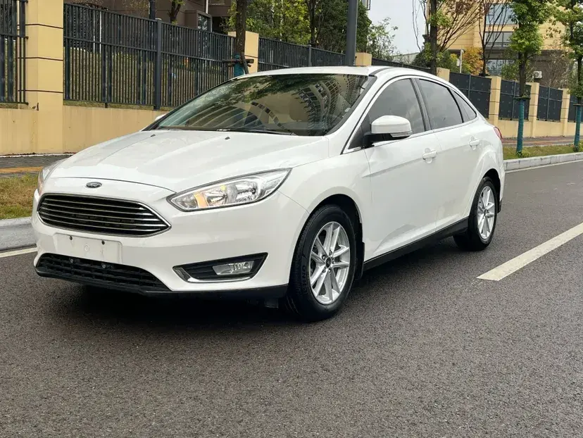 2017 Ford Focus 1.6L 125HP L4 6DCT