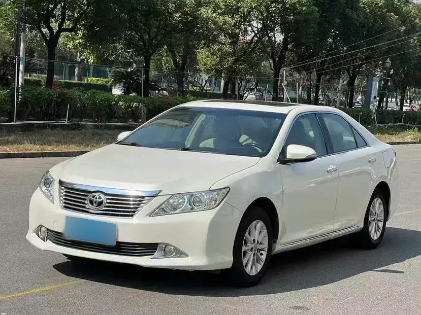 2012 Toyota Camry 2.5L 184HP L4 6AT