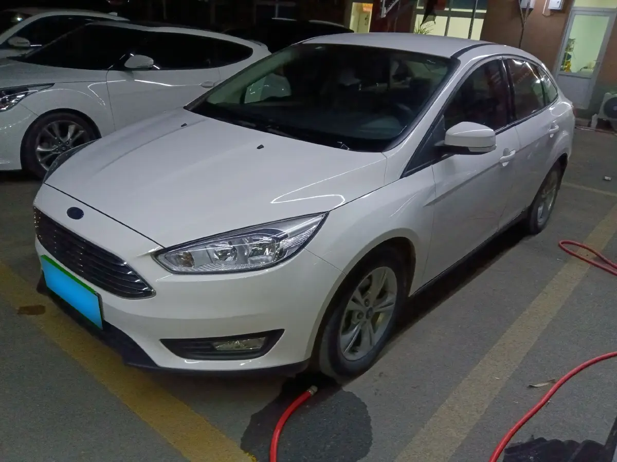 2017 Ford Focus 1.6L 125HP L4 6DCT