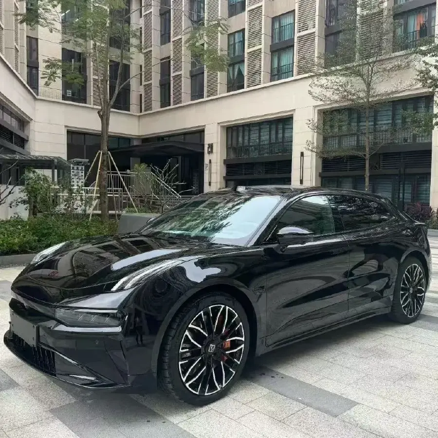 2025 Zeekr 001 BEV 100KWH