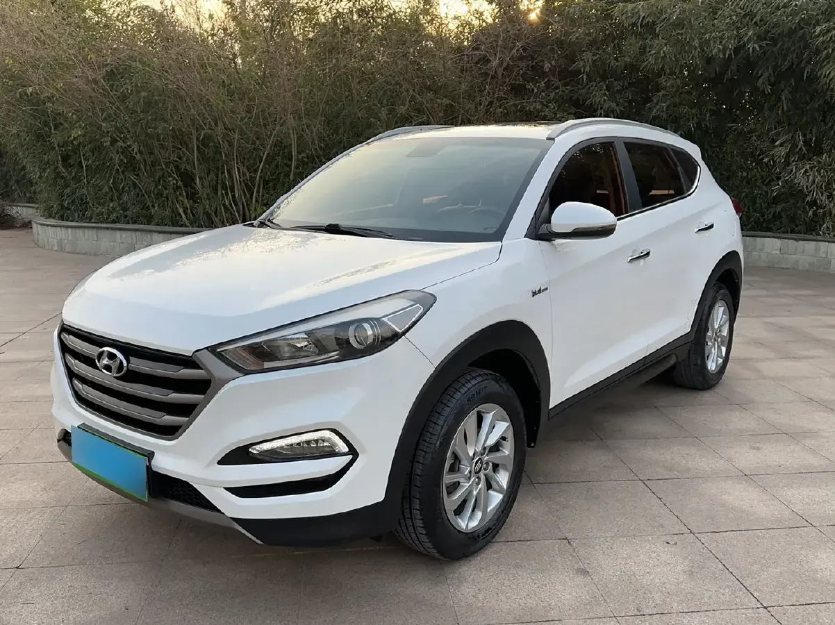 2015 Hyundai Tucson 1.6T 177HP L4 7DCT