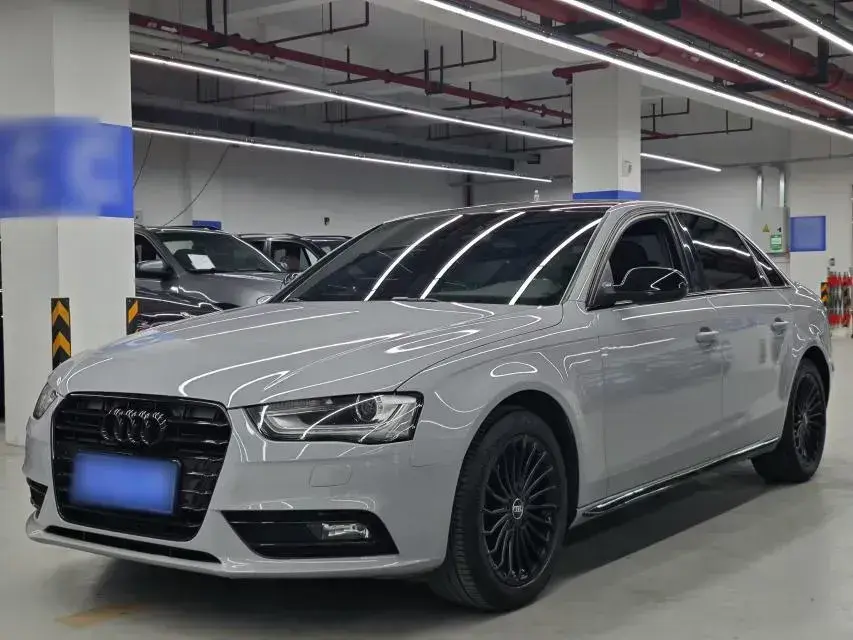 2015 Audi A4L 2.0T 180HP L4 CVT