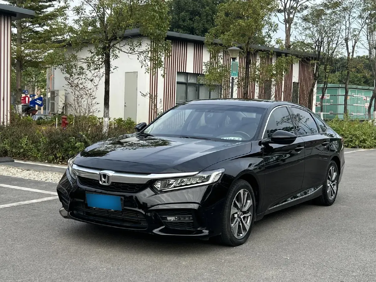 2019 Honda Inspire 1.5T 194HP L4 CVT