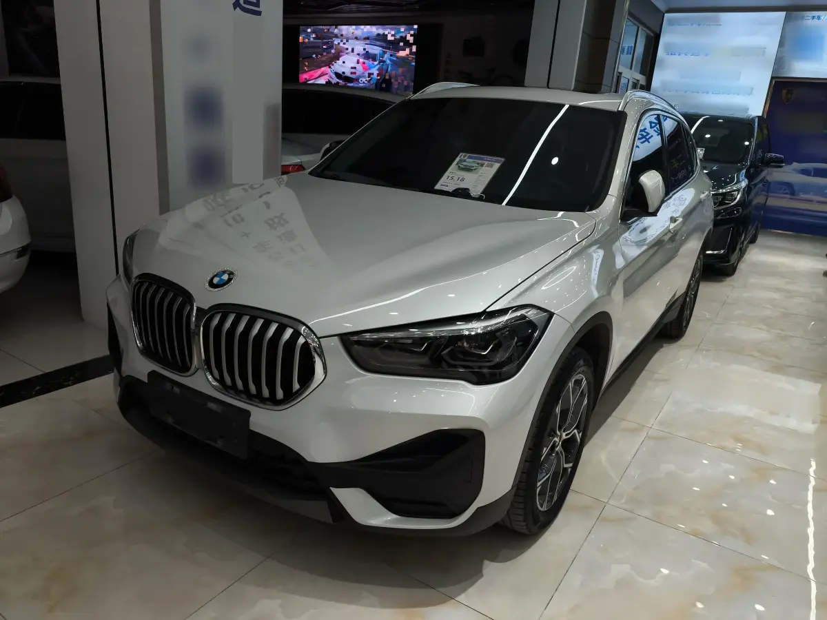 2021 BMW X1 2.0T 192HP L4 7DCT