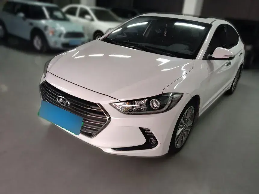2016 Hyundai Elantra 1.6L 130HP L4 6AT
