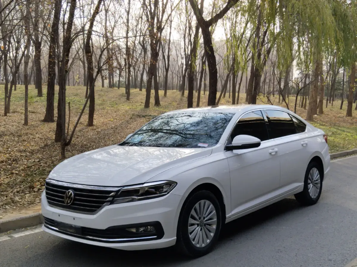 2022 Volkswagen Lavida 1.5L 113HP L4 6AT
