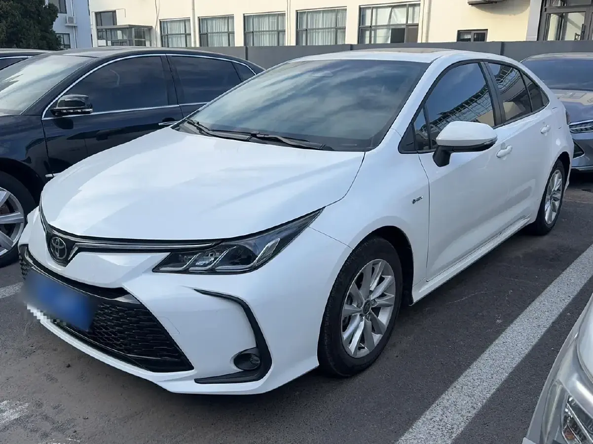 2024 Toyota Corolla 1.8L 98HP L4 E-CVT Hybrid