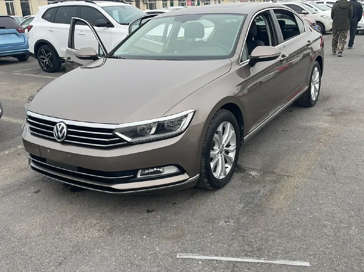2017 Volkswagen Magotan 1.8T 180HP L4 7DCT