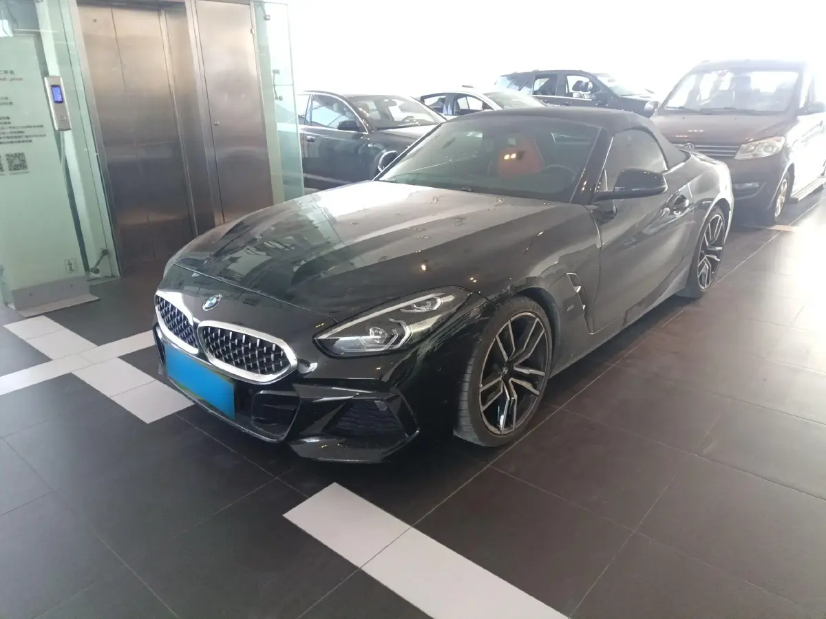 2019 BMW Z4 2.0T 197HP L4 8AT
