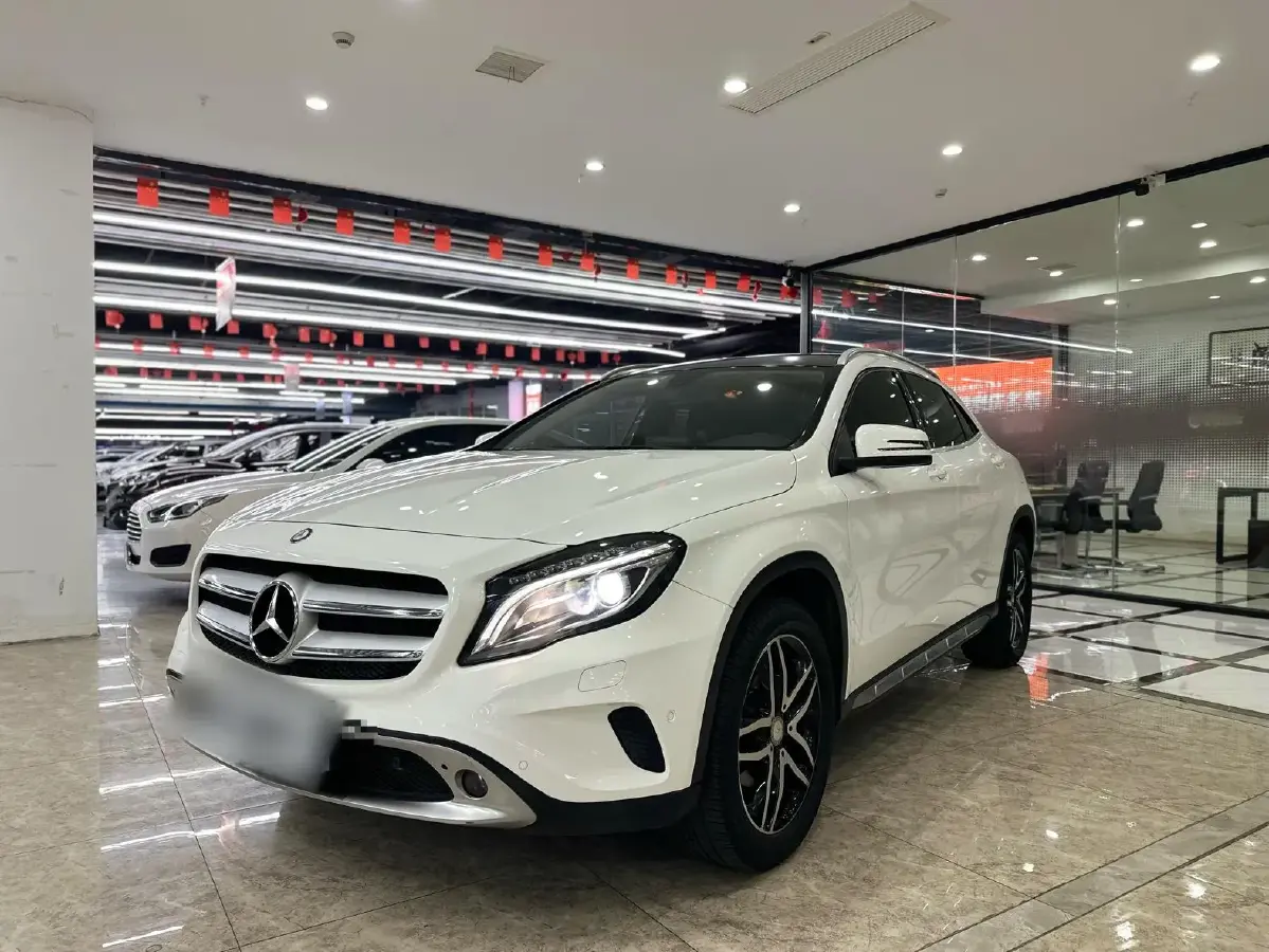 2016 Mercedes-Benz GLA Class 1.6T 156HP L4 7DCT