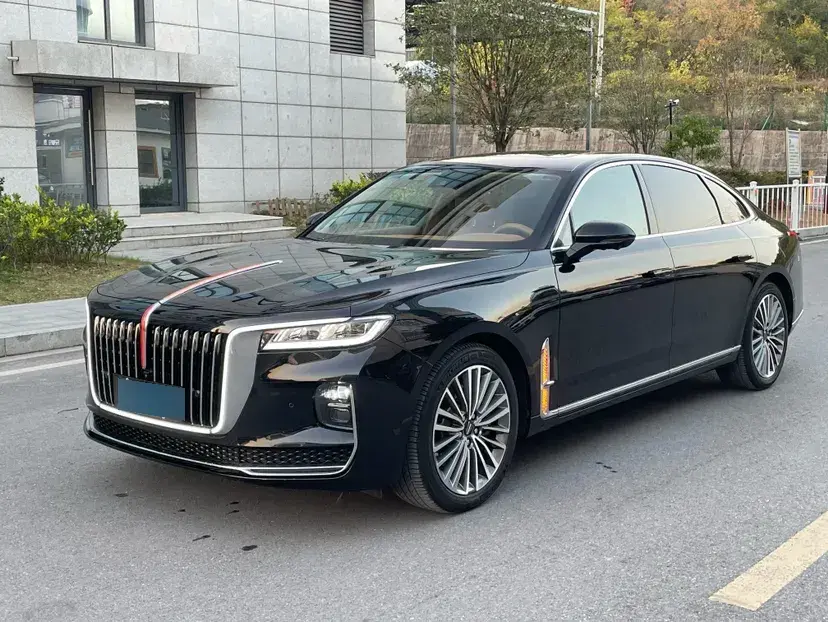 2023 HongQi H9 2.0T 252HP L4 7DCT