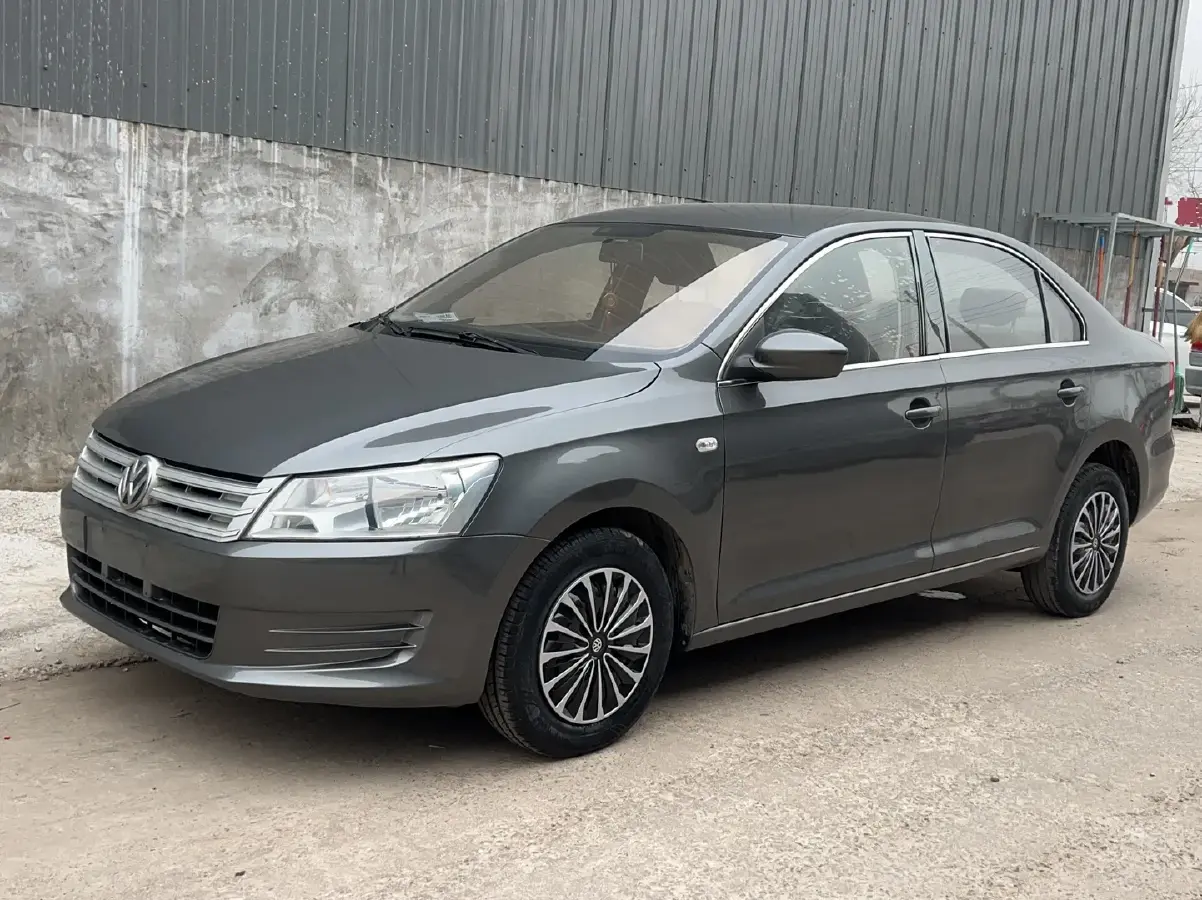 2013 Volkswagen Santana 1.6L 110HP L4 5MT
