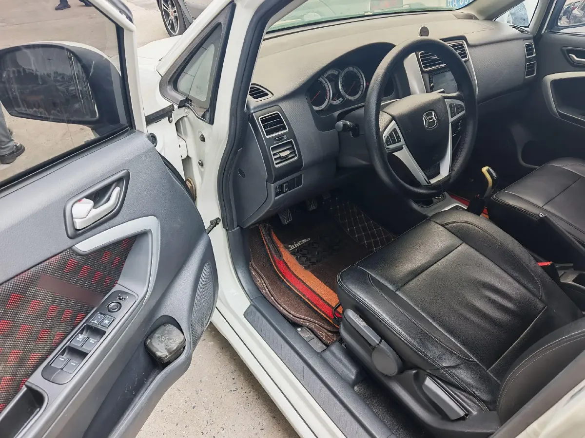 2014 Suzuki Liana A6 1.4L 101HP L4 5MT,autocango,china used car exporter,china ev exporter,chinese used car exporter,chinese used ev exporter