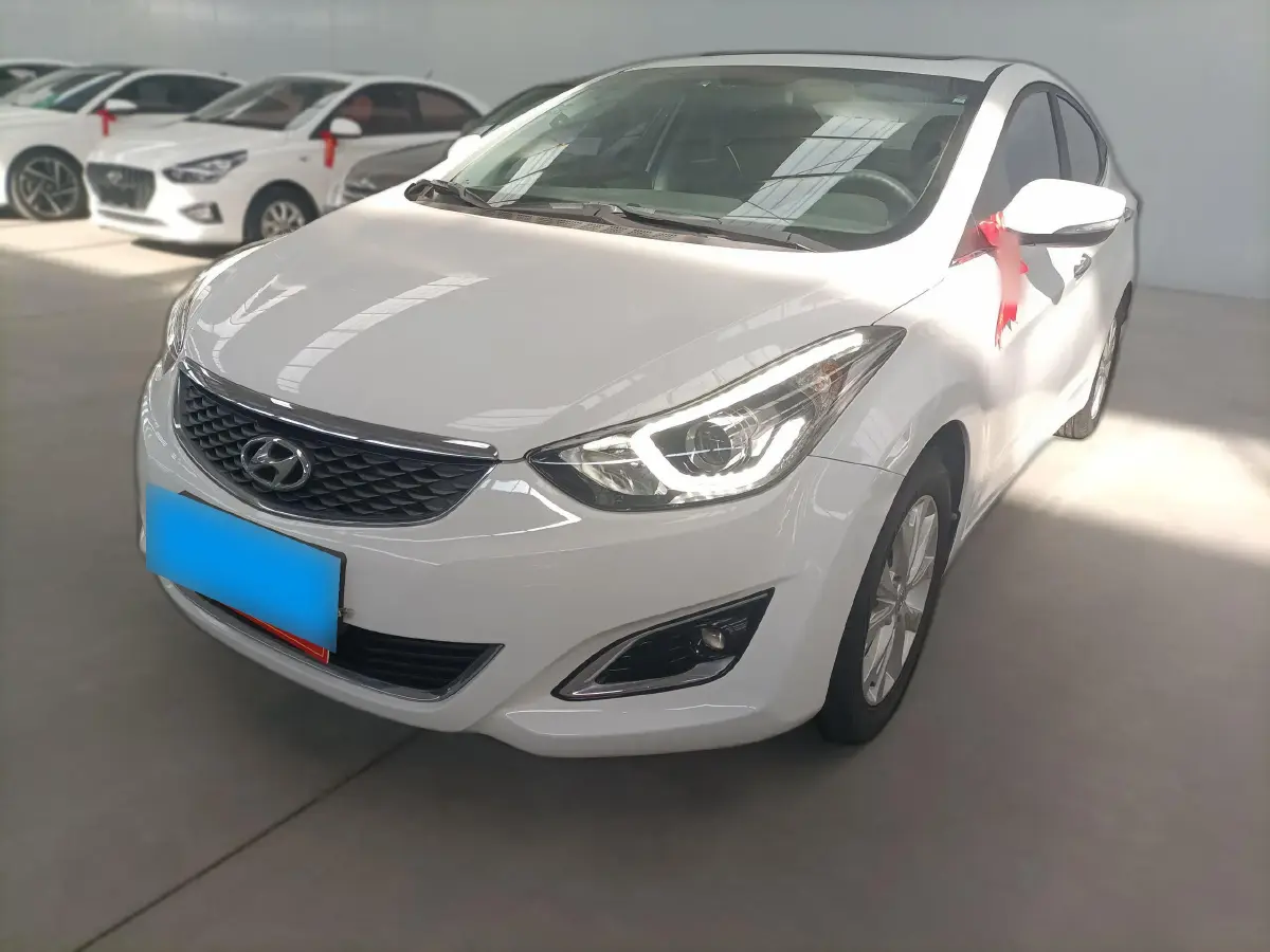 2016 Hyundai Elantra 1.6L 128HP L4 6AT