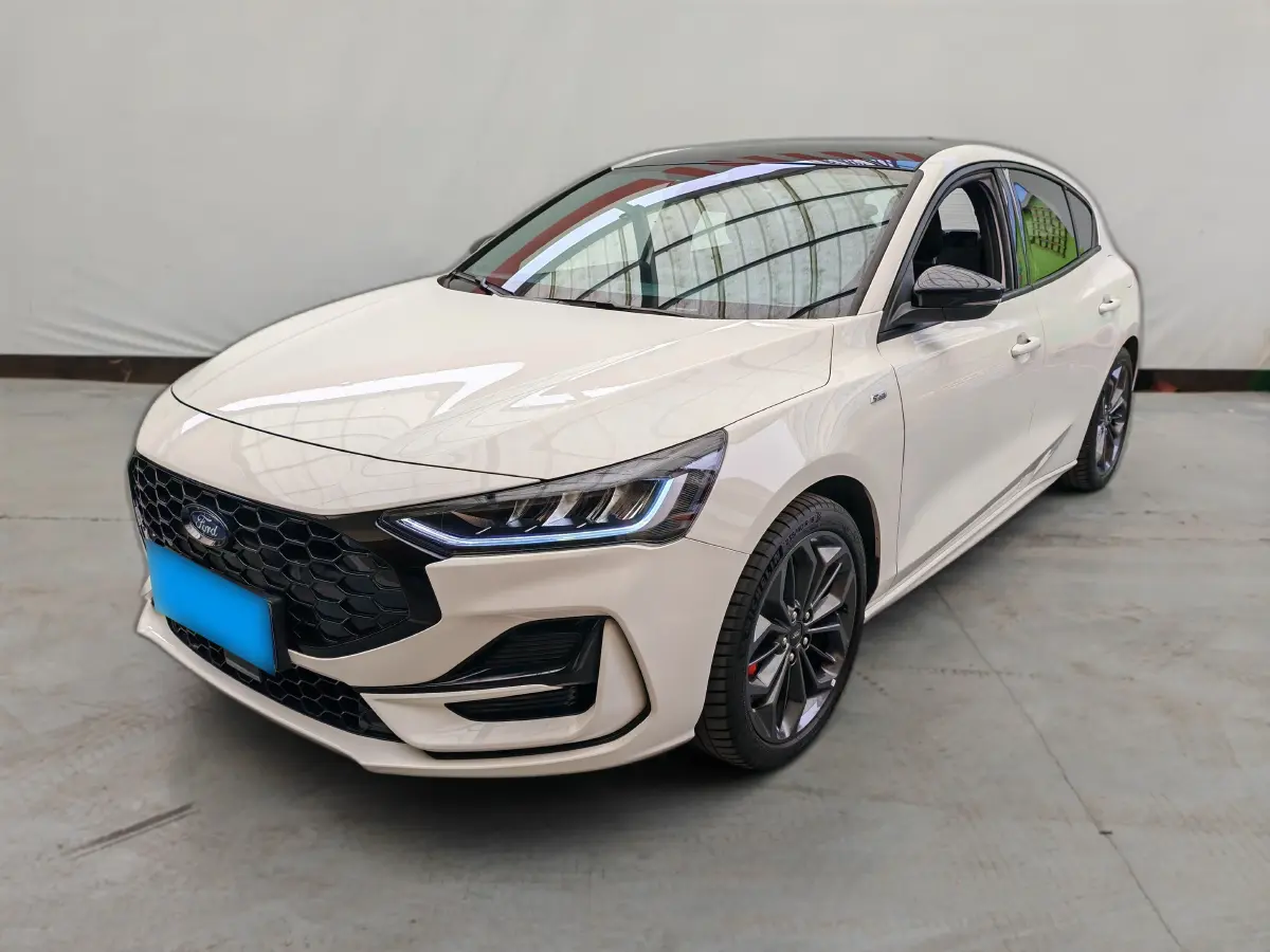 2022 Ford Focus 1.5T 177HP L4 6AT