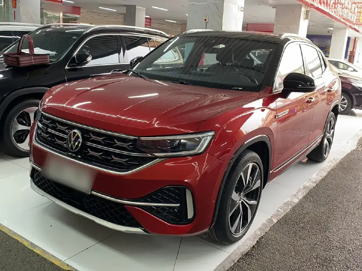 2023 Volkswagen Tayron X 2.0T 220HP L4 7DCT