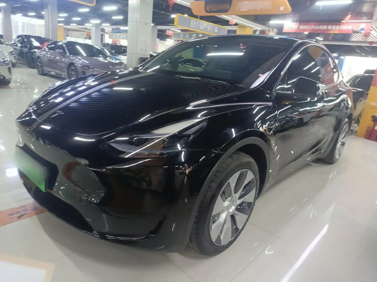 2022 Tesla Model Y BEV 60KWH