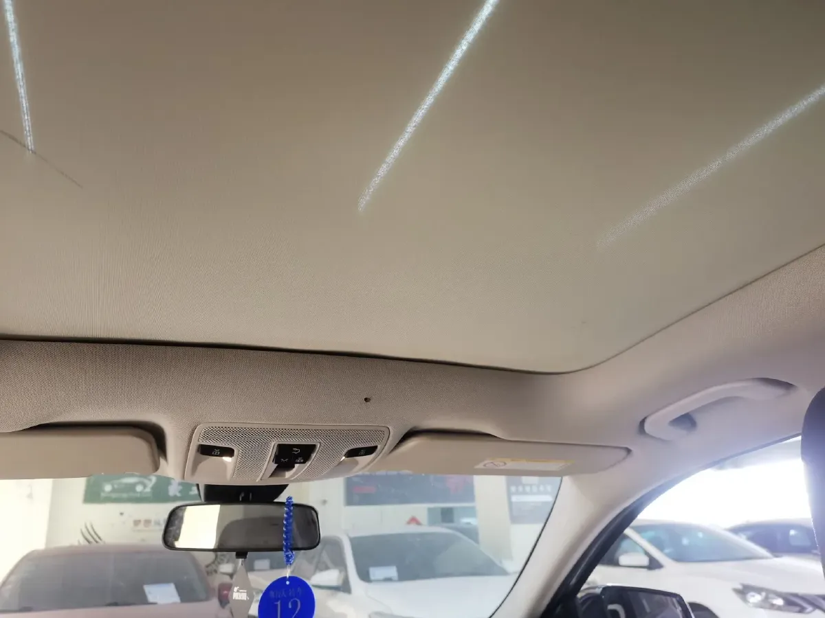 2015 Mercedes-Benz GLA Class 2.0T 184HP L4 7DCT,autocango,china used car exporter,china ev exporter,chinese used car exporter,chinese used ev exporter