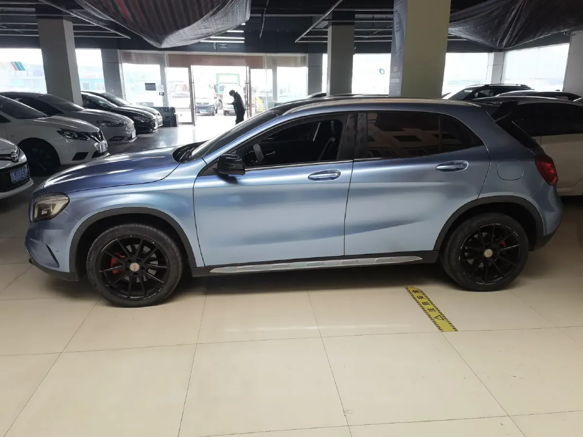 2015 Mercedes-Benz GLA Class 2.0T 184HP L4 7DCT,autocango,china used car exporter,china ev exporter,chinese used car exporter,chinese used ev exporter
