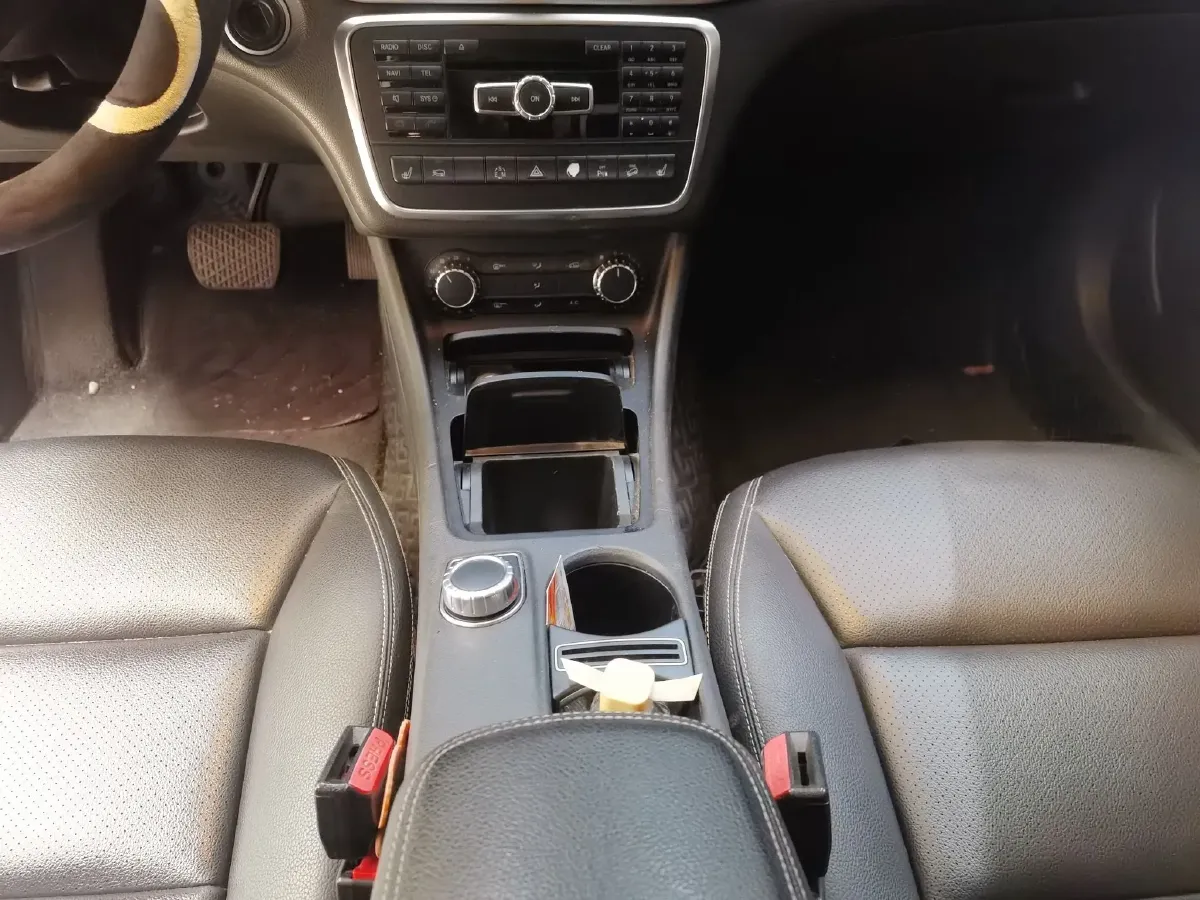 2015 Mercedes-Benz GLA Class 2.0T 184HP L4 7DCT,autocango,china used car exporter,china ev exporter,chinese used car exporter,chinese used ev exporter