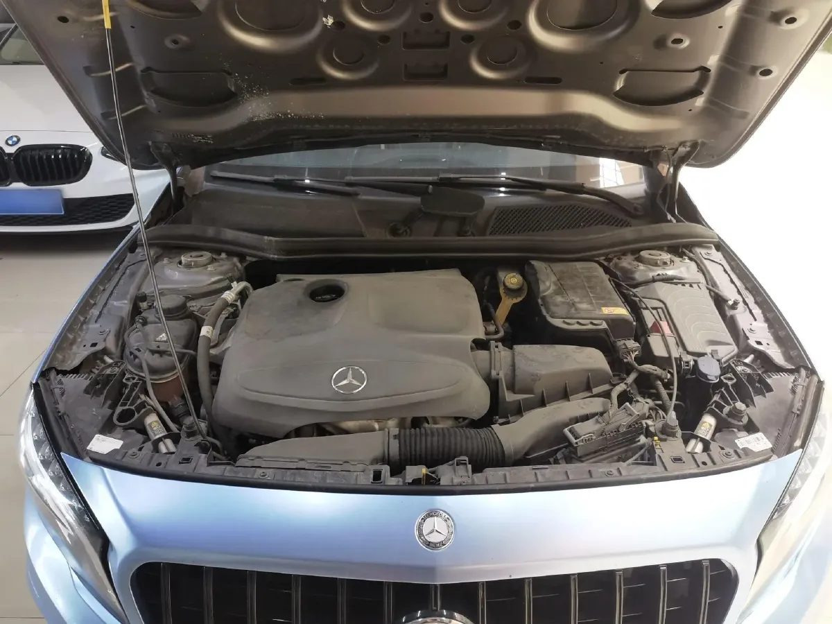 2015 Mercedes-Benz GLA Class 2.0T 184HP L4 7DCT,autocango,china used car exporter,china ev exporter,chinese used car exporter,chinese used ev exporter