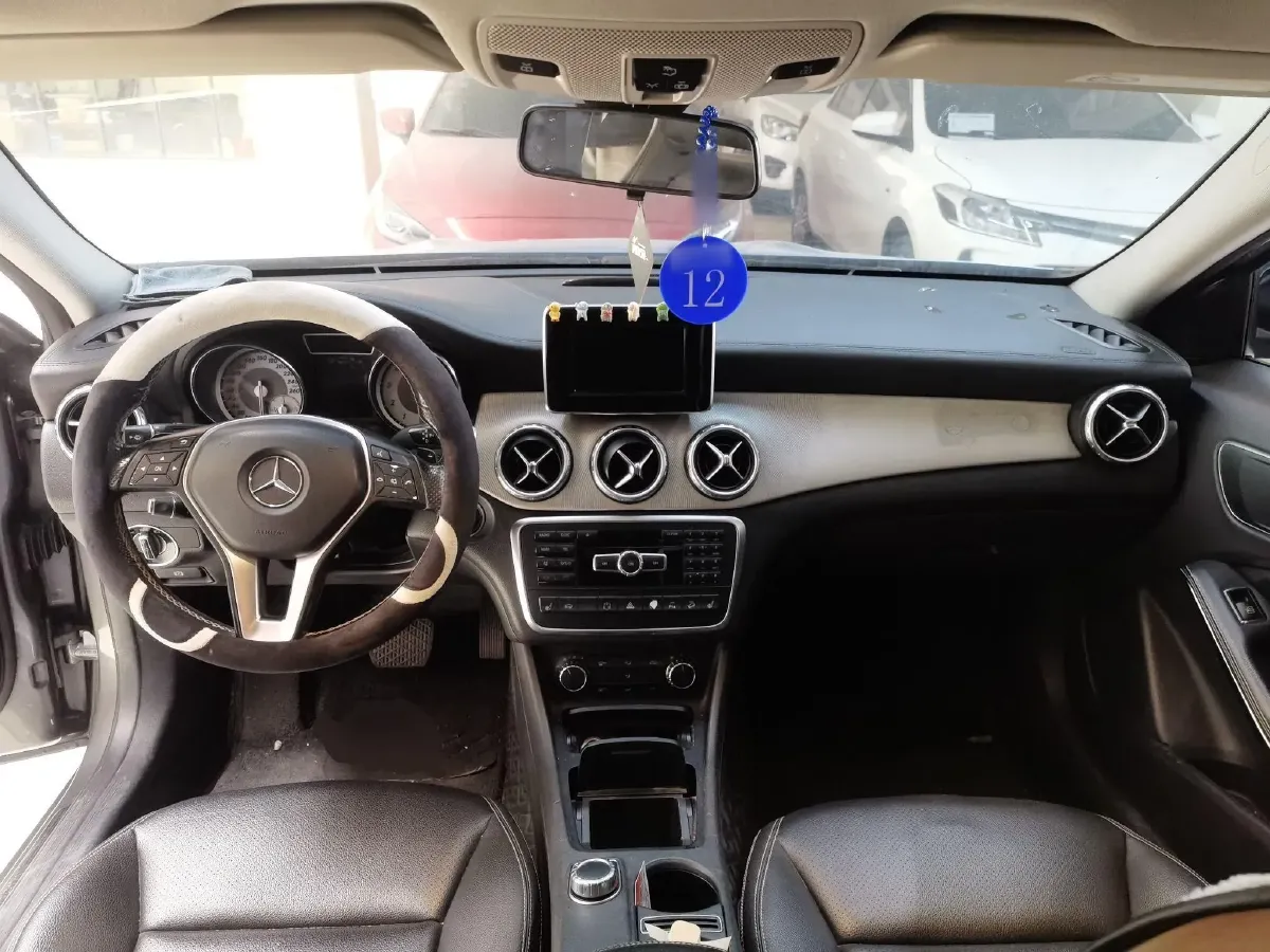 2015 Mercedes-Benz GLA Class 2.0T 184HP L4 7DCT,autocango,china used car exporter,china ev exporter,chinese used car exporter,chinese used ev exporter