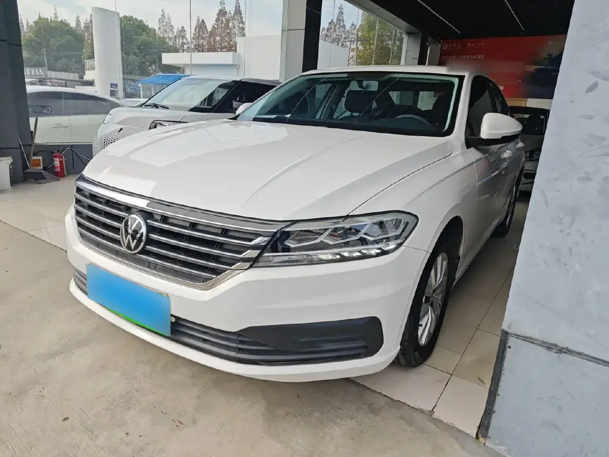 2022 Volkswagen Lavida 1.5L 113HP L4 6AT