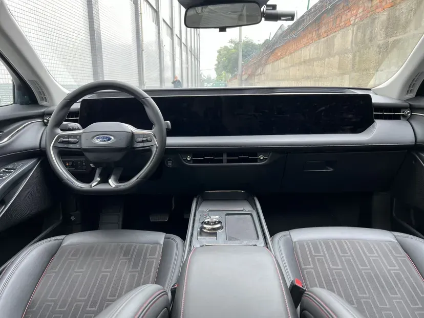 2023 Ford Mondeo 1.5T 190HP L4 8AT,autocango,china used car exporter,china ev exporter,chinese used car exporter,chinese used ev exporter