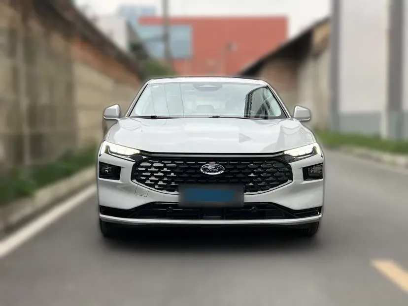 2023 Ford Mondeo 1.5T 190HP L4 8AT,autocango,china used car exporter,china ev exporter,chinese used car exporter,chinese used ev exporter