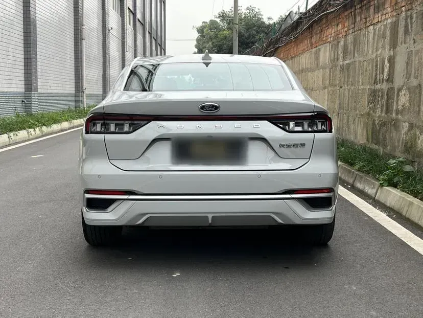 2023 Ford Mondeo 1.5T 190HP L4 8AT,autocango,china used car exporter,china ev exporter,chinese used car exporter,chinese used ev exporter