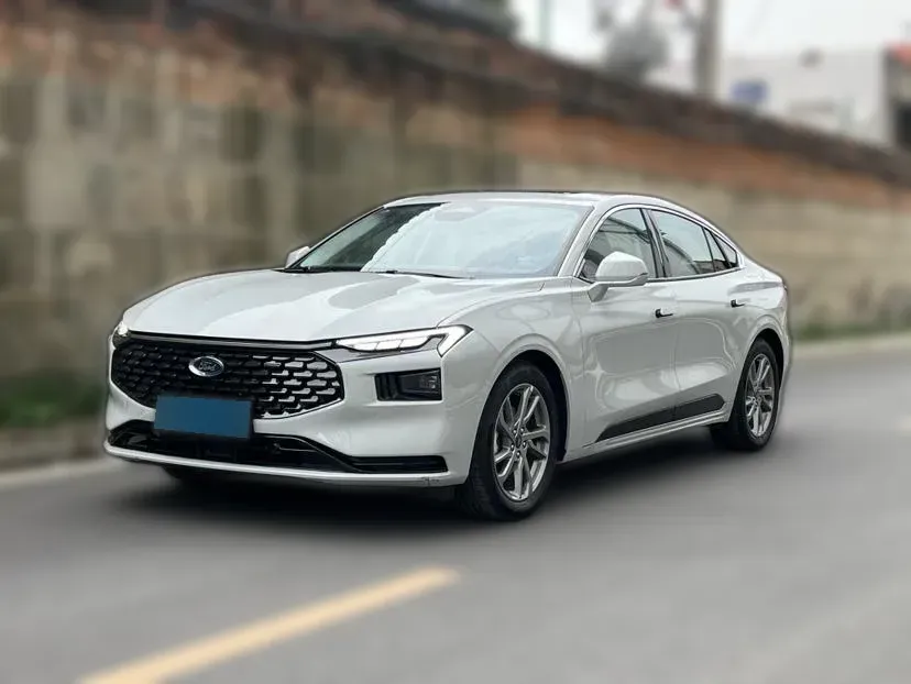 2023 Ford Mondeo 1.5T 190HP L4 8AT,autocango,china used car exporter,china ev exporter,chinese used car exporter,chinese used ev exporter