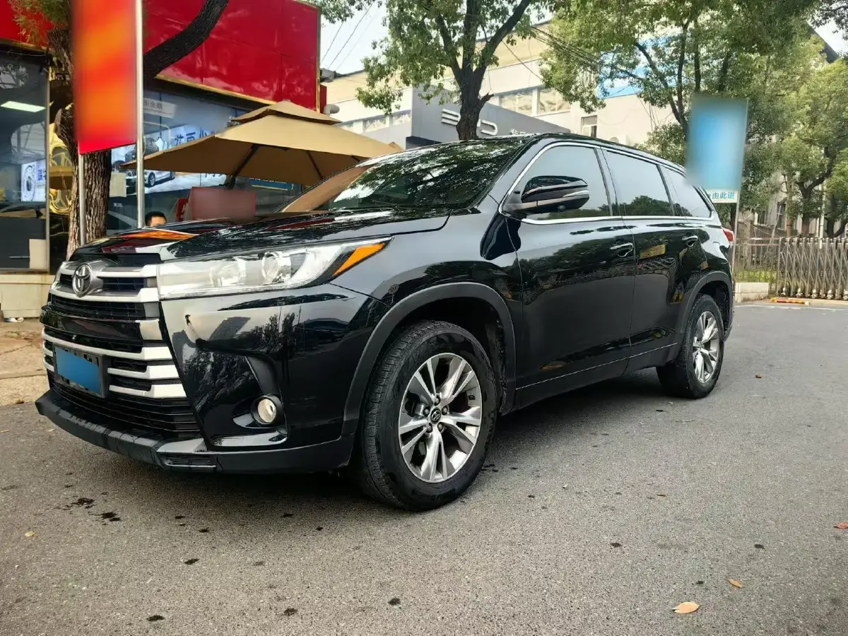 2021 Toyota Highlander 2.0T 220HP L4 6AT