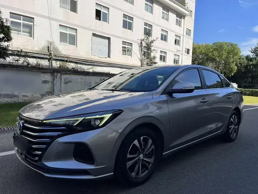 2020 ChangAn Eado 1.6L 128HP L4 CVT