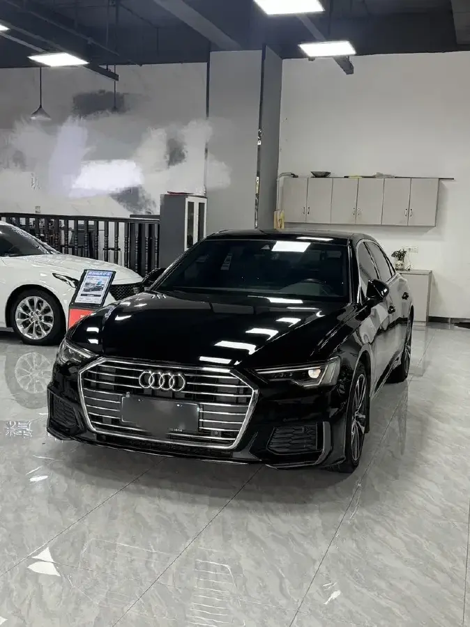 2020 Audi A6L 2.0T 190HP L4 7DCT