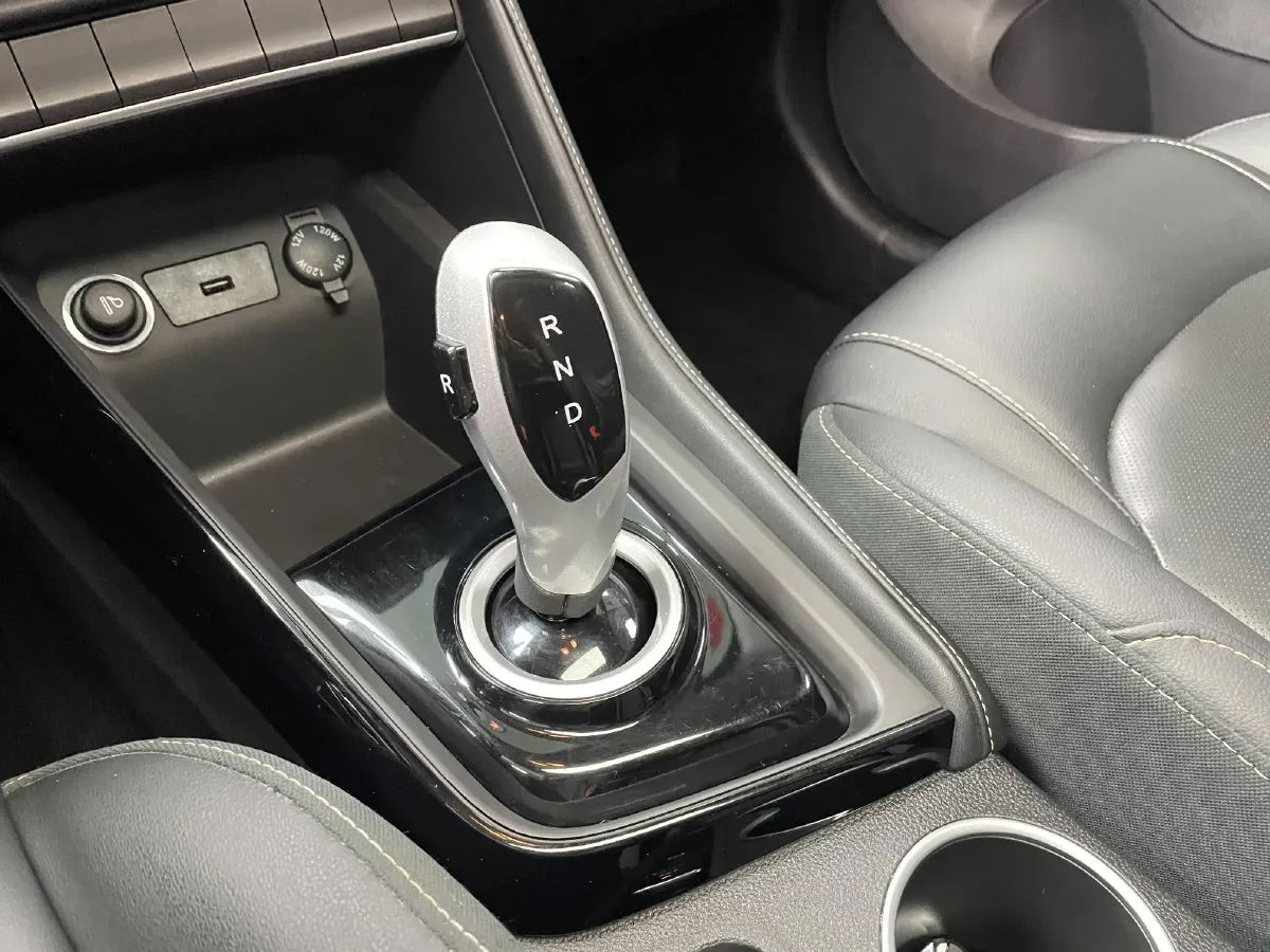 2019 JAC iEVS4 BEV 61KWH,autocango,china used car exporter,china ev exporter,chinese used car exporter,chinese used ev exporter