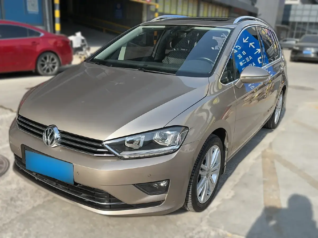 2016 Volkswagen Golf Sportsvan 1.4T 150HP L4 7DCT