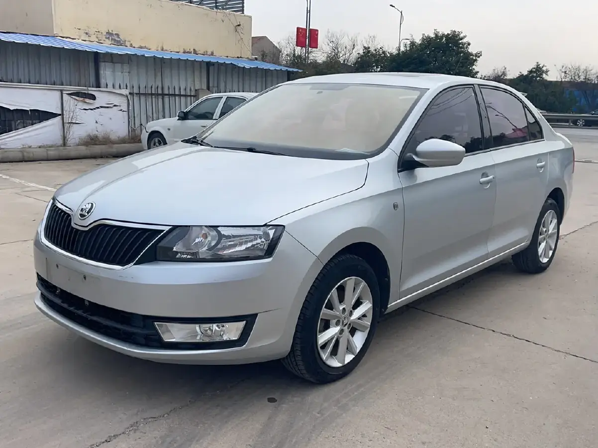 2016 Skoda Rapid 1.6L 110HP L4 5MT