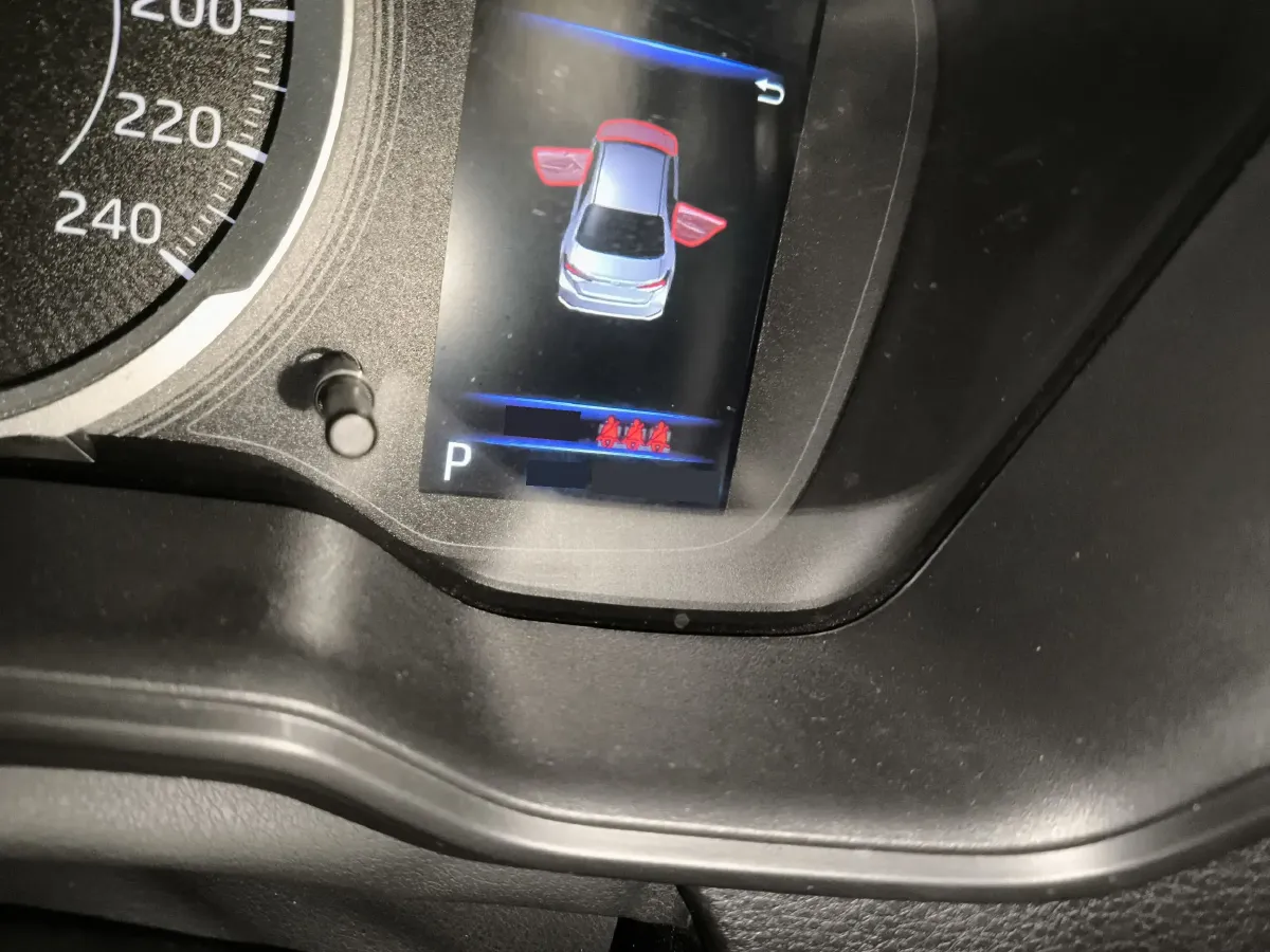 2021 Toyota Corolla 1.2T 116HP L4 CVT,autocango,china used car exporter,china ev exporter,chinese used car exporter,chinese used ev exporter