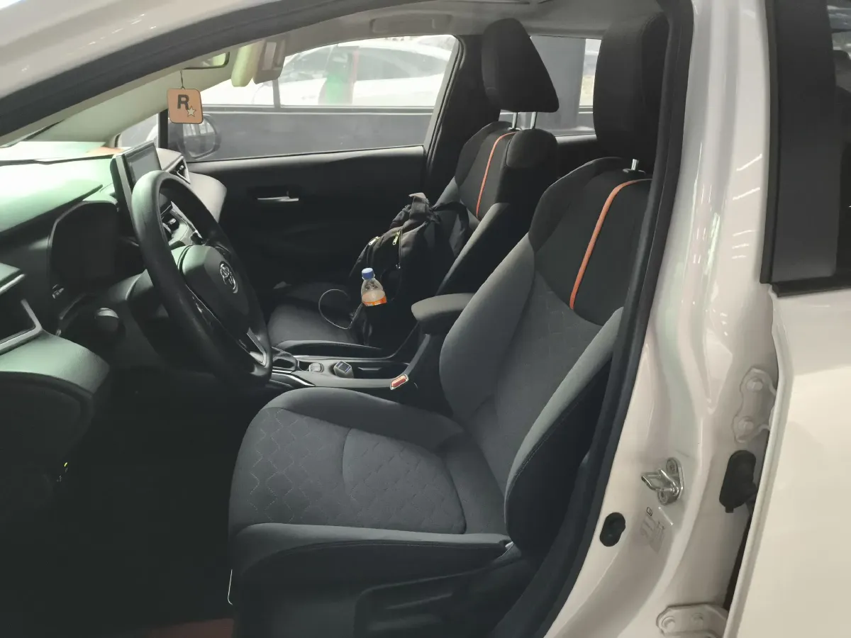 2021 Toyota Corolla 1.2T 116HP L4 CVT,autocango,china used car exporter,china ev exporter,chinese used car exporter,chinese used ev exporter