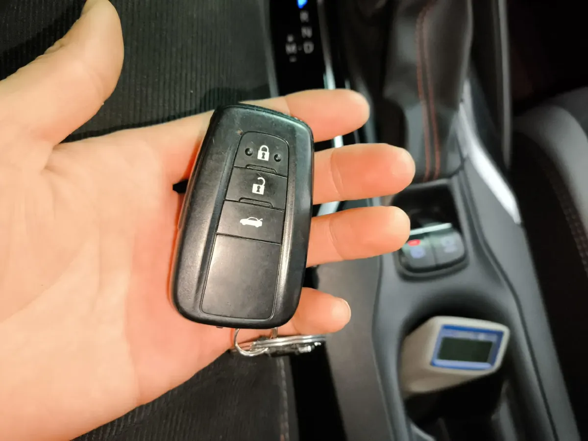 2021 Toyota Corolla 1.2T 116HP L4 CVT,autocango,china used car exporter,china ev exporter,chinese used car exporter,chinese used ev exporter