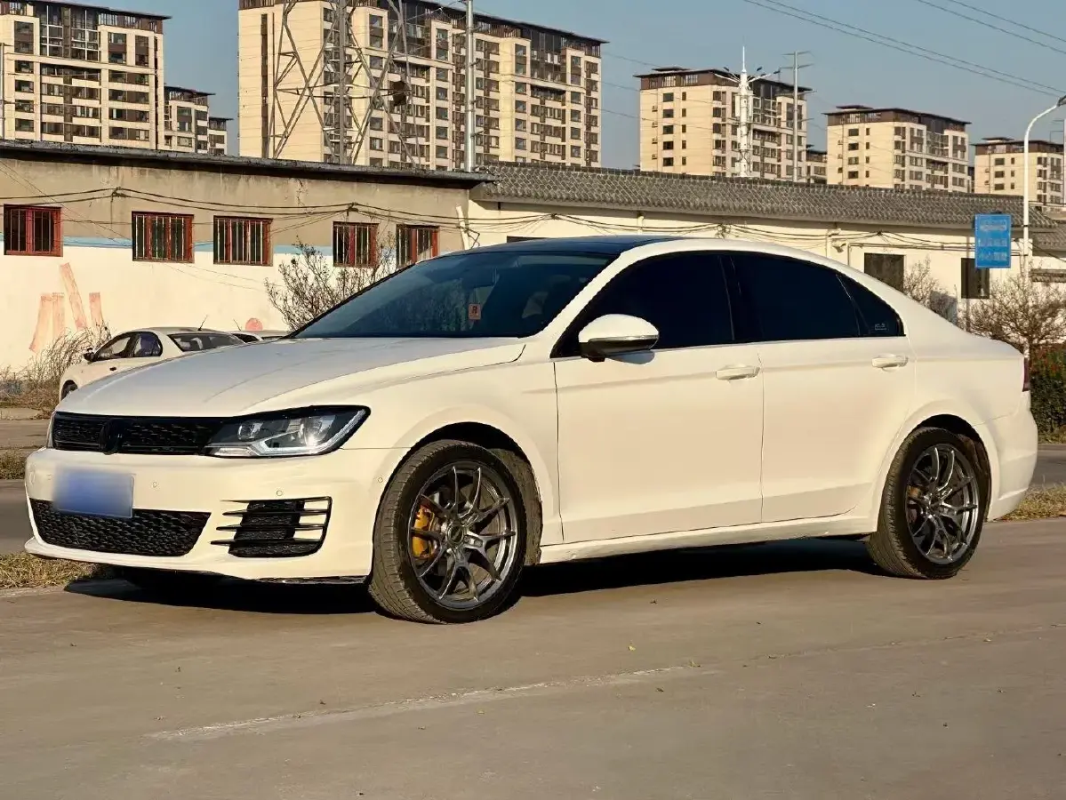 2018 Volkswagen Lamando 1.4T 131HP L4 7DCT