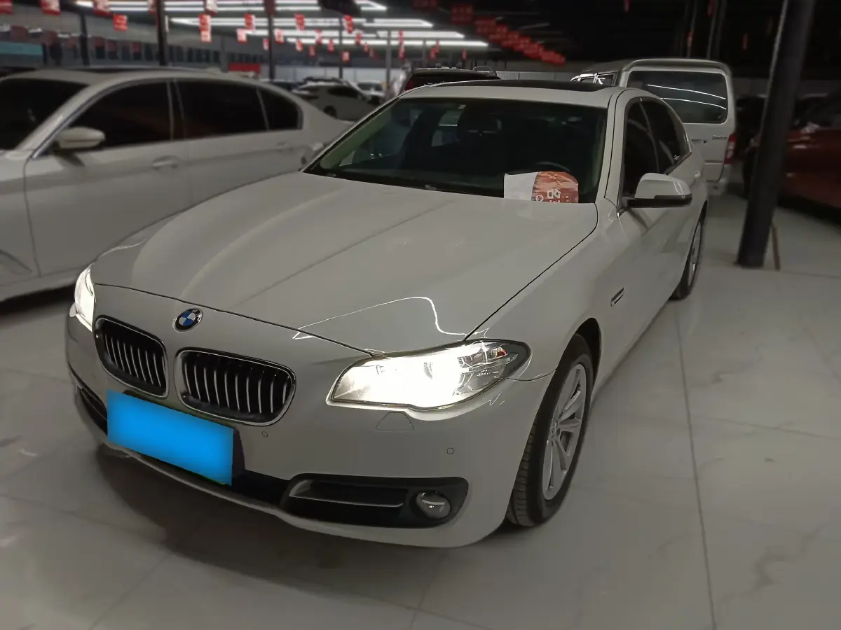 2014 BMW 5 Series 2.0T 184HP L4 8AT