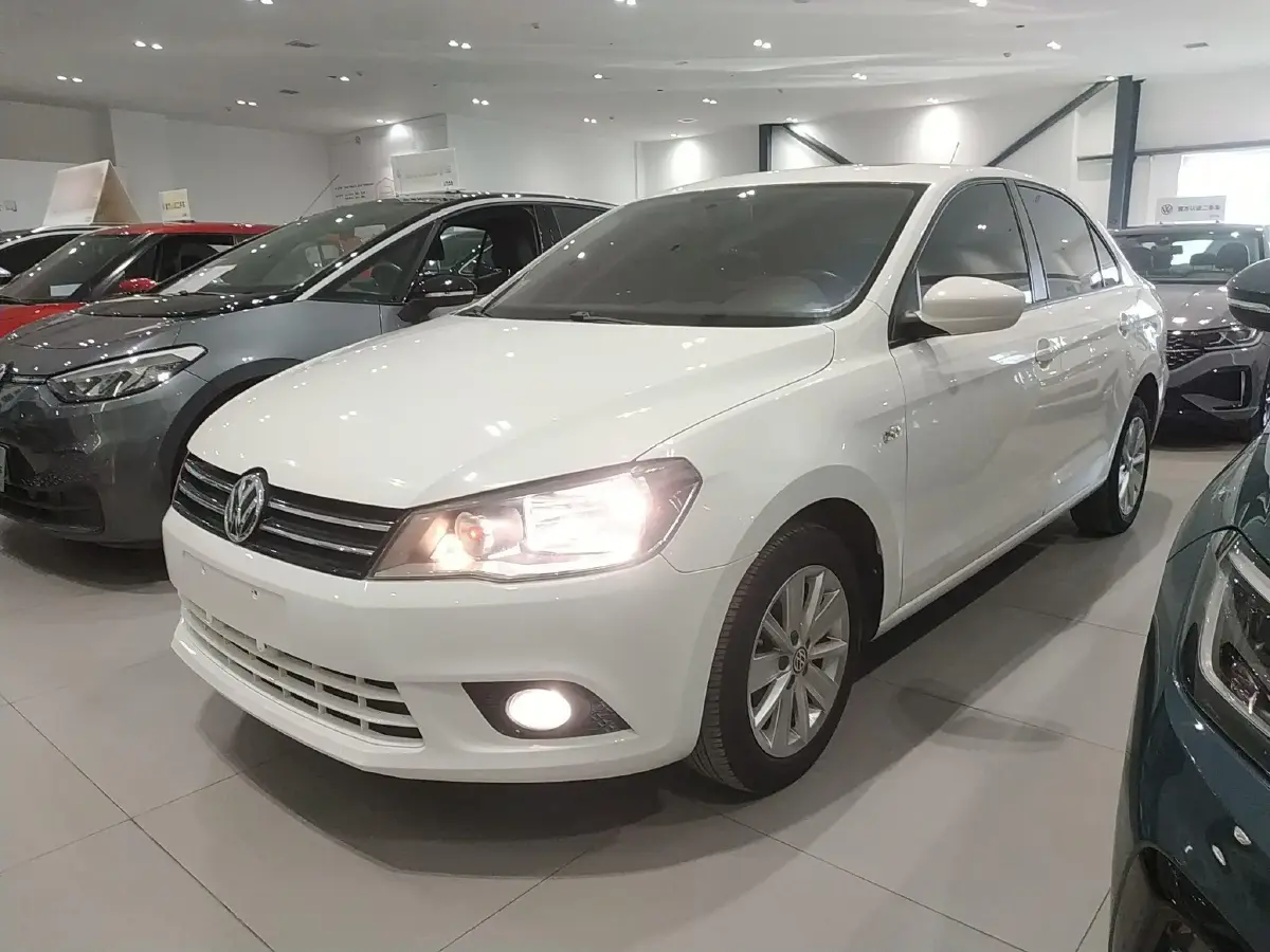 2015 Volkswagen Jetta 1.6L 110HP L4 6AT