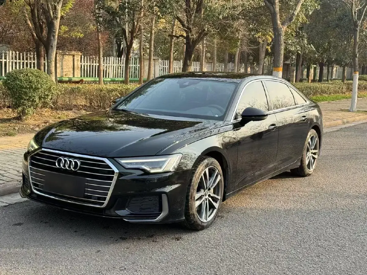 2021 Audi A6L 2.0T 190HP L4 7DCT