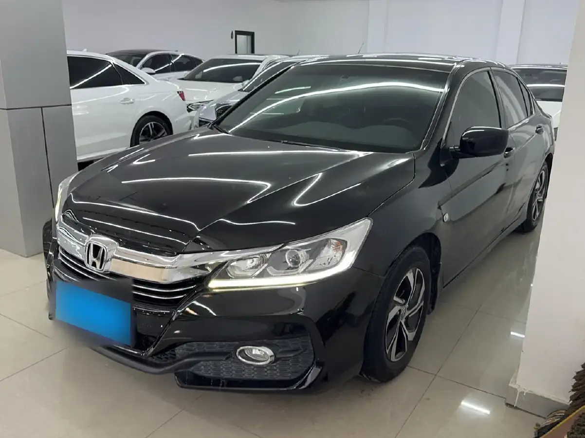 2016 Honda Accord 2.0L 155HP L4 CVT