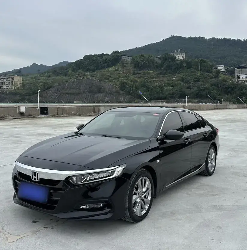 2018 Honda Accord 1.5T 177HP L4 CVT