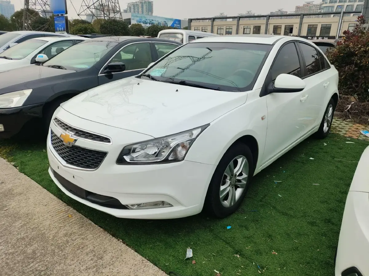 2015 Chevrolet Cruze 1.5L 113HP L4 6AT